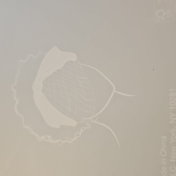 Veil headband. By Kristen Ess Hair - Picture 7 of 9